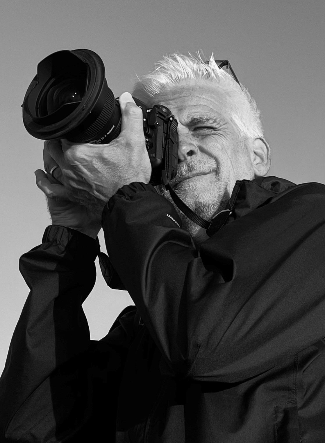 EL_Photograph_bw.jpg - 268.35 kB